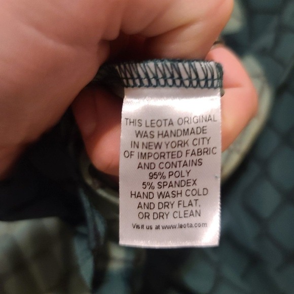 Leota faux wrap dress abstract - Picture 8 of 9